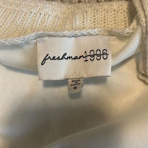 White knit dress in size medium - Picture 2 of 4